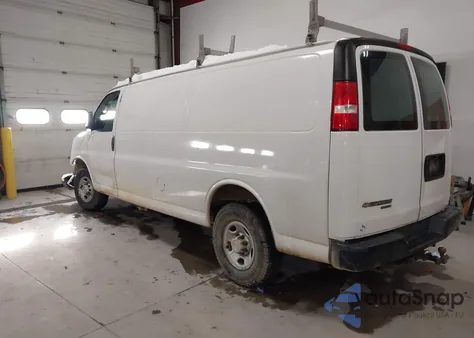 2016 Chevrolet Express 3500 Work Van z USA, uszkodzony, nr VIN 1GCZGHFG1G1193446